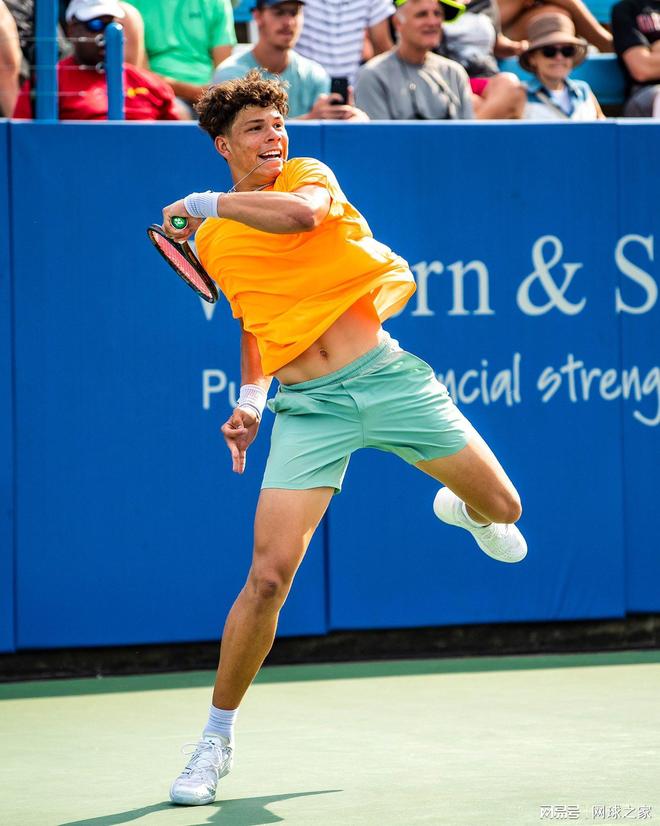 覃海洋以其 覃海洋以其