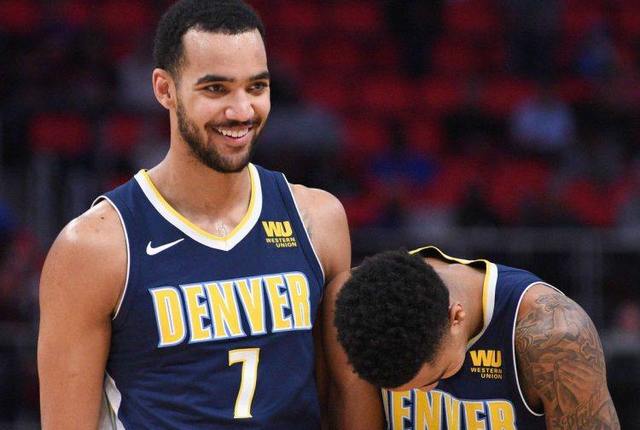 足彩滚球：红卡出现后的盘口套利模型。（红牌情境下的足球滚球盘口套利模型）